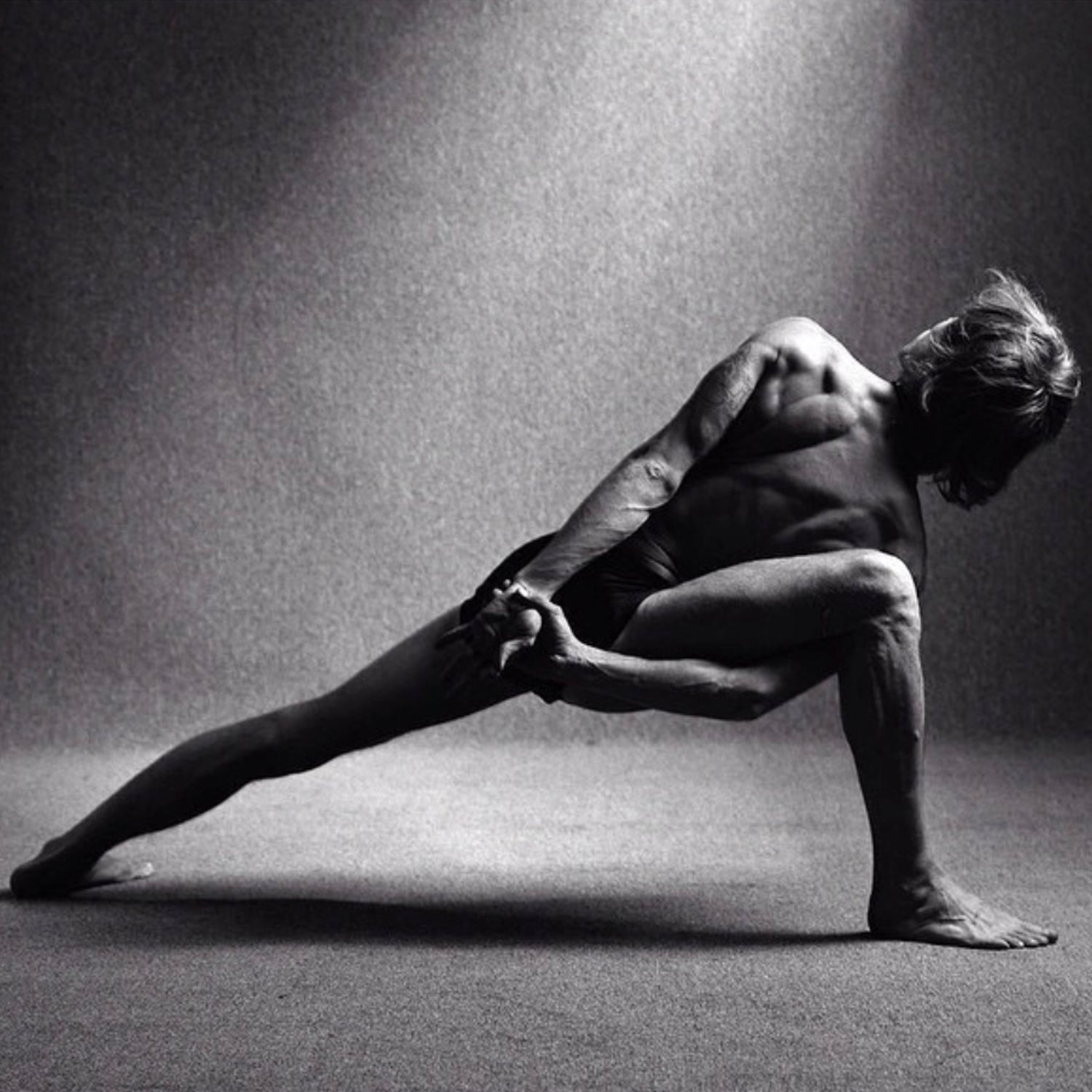 Perfecting Triangle Pose: A Comprehensive Guide