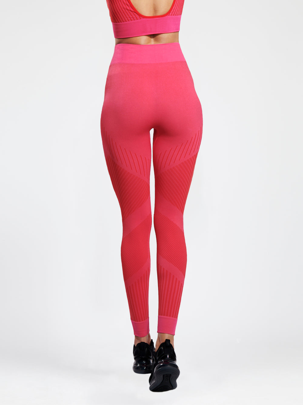 high waist flow legging in poppy pink