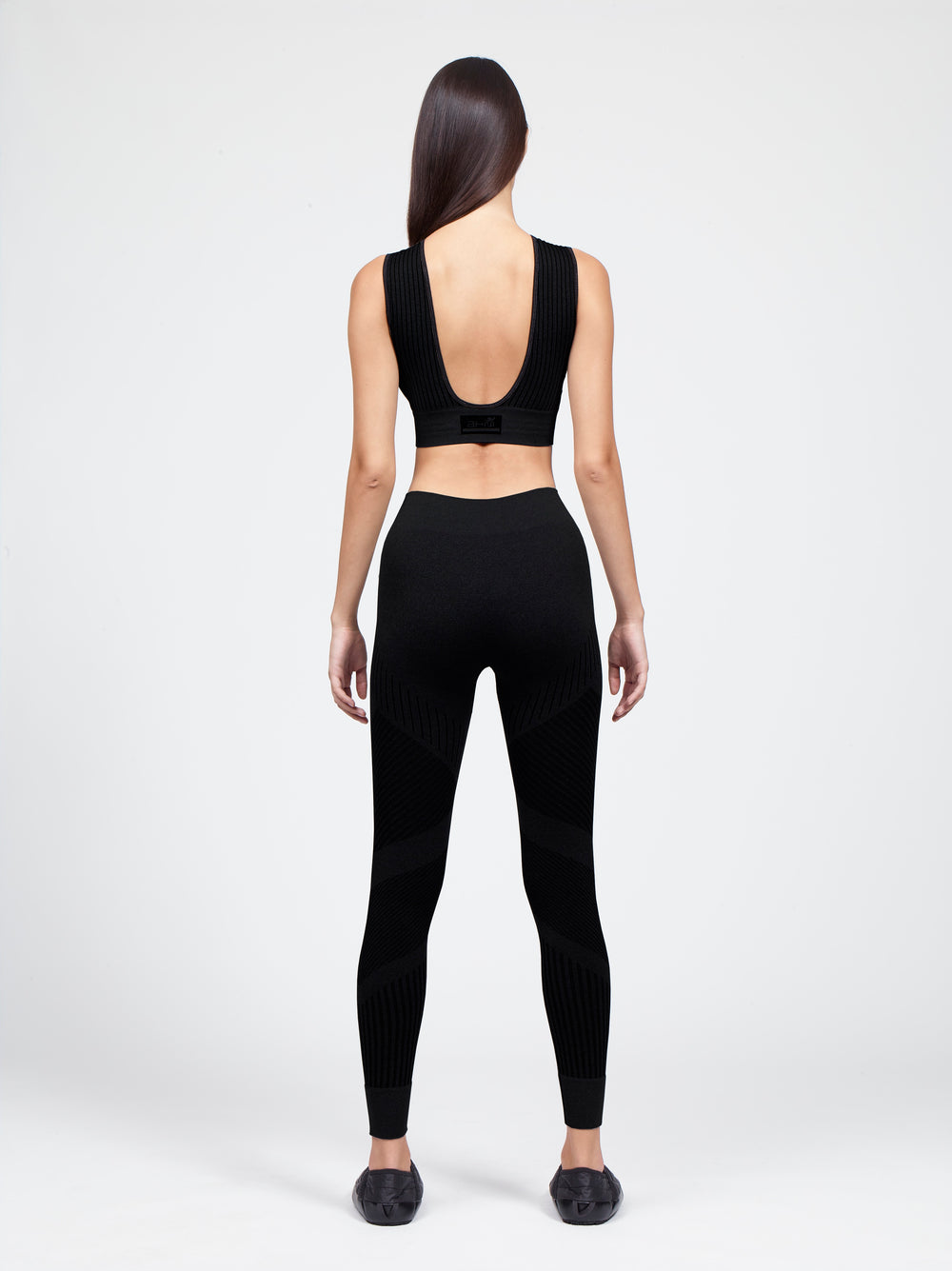 bare back sport bra with flow legging set black
